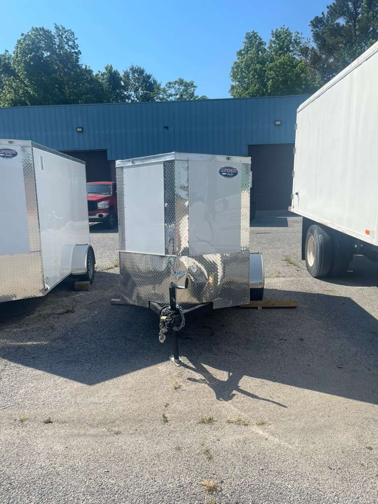 Anvil 5x8 โ enclosed cargo (white, single axle)