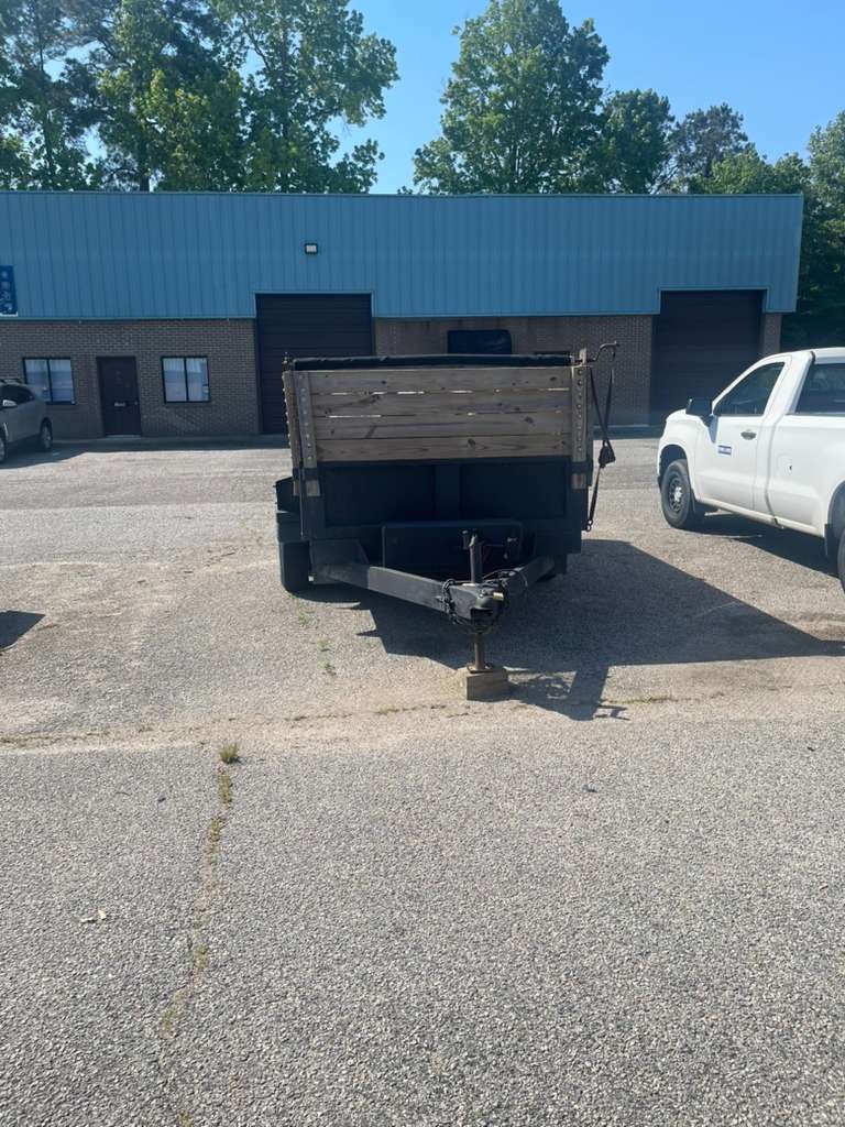 Dump trailer โ used tandem-axle